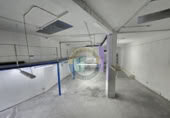 Local comercial en venta con 300m² en Vigo, en la zona de Vigo, avda. de camelias foto