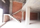 Local comercial en venta con 294m² en Tarrasa, Carrer Ample foto