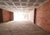 Local comercial en venta con 294m² en Tarrasa, Carrer Ample foto