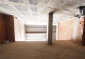 Local comercial en venta con 294m² en Tarrasa, Carrer Ample foto