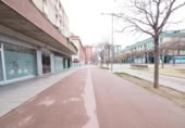 117m² commercial premises for sale in Tarrasa, Carrer del Sometent Castella photo