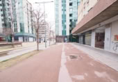 117m² commercial premises for sale in Tarrasa, Carrer del Sometent Castella photo
