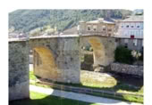 Local comercial
en venda
amb 76m² a Villafranca del Bierzo, Calle Trivijano foto