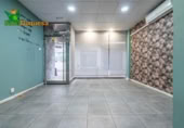 55m² locaux commerciaux pour vente à Armilla, Calle Bilbao photo