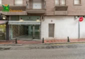 55m² locaux commerciaux pour vente à Armilla, Calle Bilbao photo