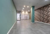 55m² commercial premises for sale in Armilla, photo
