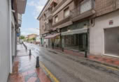 55m² commercial premises for sale in Armilla, photo