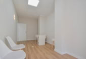62m² commercial premises for sale in Granada, photo