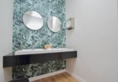 62m² commercial premises for sale in Granada, photo