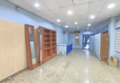 Local comercial en alquiler con 172m² en Sevilla, en la zona de Barrio León foto