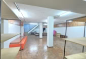 Local comercial en alquiler con 172m² en Sevilla, en la zona de Barrio León foto