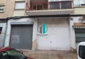 Local comercial en venta con 238m² en Logroño foto