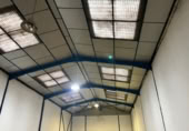 Nave Industrial en alquiler con 330m² en El Campón foto