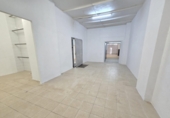 Local comercial en venta con 190m² en Vigo, en la zona de Vigo, Camelias - Pi y Margall foto