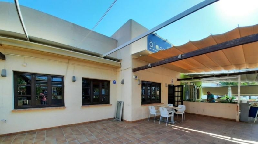 Local comercial
