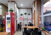 52m² cafétéria pour location, cession à Valence, photo