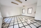 Oficina en alquiler con 167m² en Córdoba, en la zona de Santiago, Avenida del Gran Capitán foto