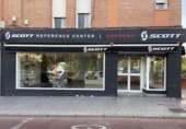 Local comercial en venta con 100m² en Córdoba, Calle La Ladera foto