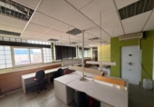 Edificio Industrial en venta con 1225m² en Córdoba, Avenida Azabache foto