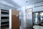 128m² commercial premises for rent in Madrid, in the area of Ventas photo