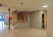 Oficinas en alquiler con 700m² en Onda foto