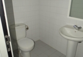 171m² locaux commerciaux pour vente à Dos Hermanas, Avenida REYES CATOLICOS, 105 photo