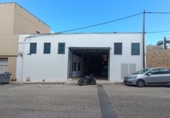285m² commercial premises for sale in Llançà, Carretera del Port de la Selva photo