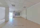123m² locaux commerciaux pour vente à Mairena del Alcor, photo