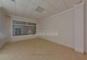 123m² locaux commerciaux pour vente à Mairena del Alcor, photo