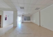 123m² locaux commerciaux pour vente à Mairena del Alcor, photo
