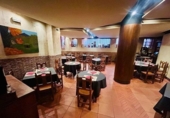 271m² restaurant for sale in El Molar, Calle Canales photo