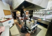 271m² restaurant for sale in El Molar, Calle Canales photo