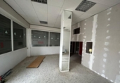 69m² offices for sale in Seville, in the area of The Orchards, Calle Hespérides photo
