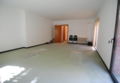 140m² commercial premises for sale in Granollers, Plaça de Josep Maluquer i Salvador photo