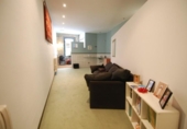 140m² commercial premises for sale in Granollers, Plaça de Josep Maluquer i Salvador photo