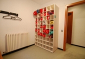 140m² commercial premises for sale in Granollers, Plaça de Josep Maluquer i Salvador photo