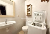  building for sale in Barcelona, photo