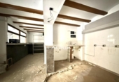 263m² commercial premises for sale in Valencia, in the area of Trinidad, Calle de Almazora photo