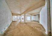 154m² commercial premises for sale in Baza, Plaza Mayor photo