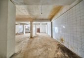 154m² commercial premises for sale in Baza, Plaza Mayor photo