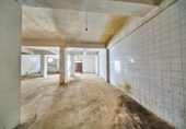 154m² commercial premises for sale in Baza, Plaza Mayor photo