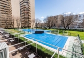 38m² commercial premises for sale in Madrid, in the area of Peñagrande, Calle de Santiago de Compostela photo