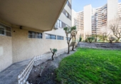 38m² commercial premises for sale in Madrid, in the area of Peñagrande, Calle de Santiago de Compostela photo