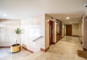 38m² commercial premises for sale in Madrid, in the area of Peñagrande, Calle de Santiago de Compostela photo