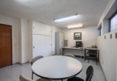 38m² commercial premises for sale in Madrid, in the area of Peñagrande, Calle de Santiago de Compostela photo
