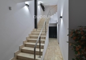 1375m² entrepôt industriel pour vente à Derio, Calle de Ugaldeguren photo