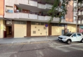Local comercial en venta con 145m² en l'Hospitalet de Llobregat, en la zona de Santa Eulàlia, Avinguda del Carrilet foto