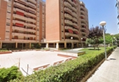 Local comercial en venta con 145m² en l'Hospitalet de Llobregat, en la zona de Santa Eulàlia, Avinguda del Carrilet foto