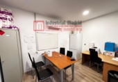 458m² warehouse for sale in Arganda del Rey, Calle del Brezo photo