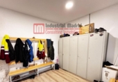 458m² warehouse for sale in Arganda del Rey, Calle del Brezo photo